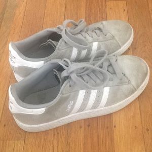 Grey Adidas campus shoes size 6 men or 7.5 women’s